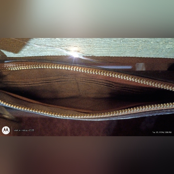 Michael Kors Lydia Hobo bag & clutch set & MK Dust Bag NWT ~ BONUS! - Picture 15 of 16